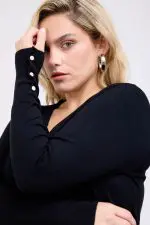 ELLE - סריג כפתרה בשרוול