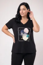 ⁦gilis - טי קצר וי פרינט⁩ – תמונה ⁦8⁩