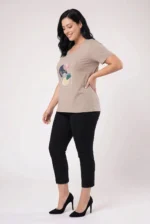 ⁦gilis - טי קצר וי פרינט⁩ – תמונה ⁦12⁩